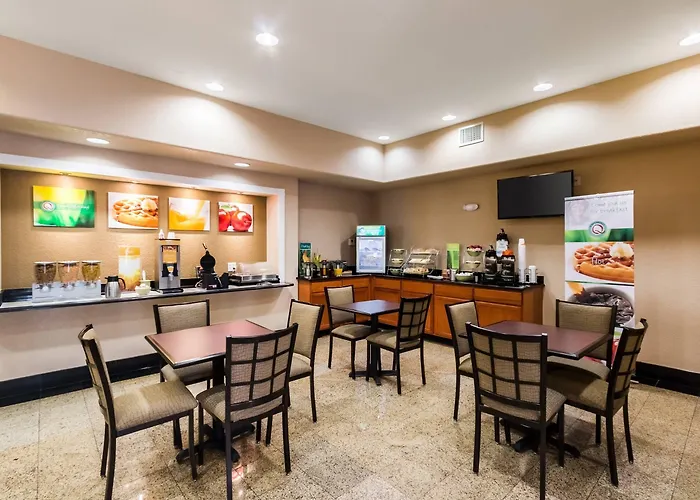 Inn Quality Near Hood 4*