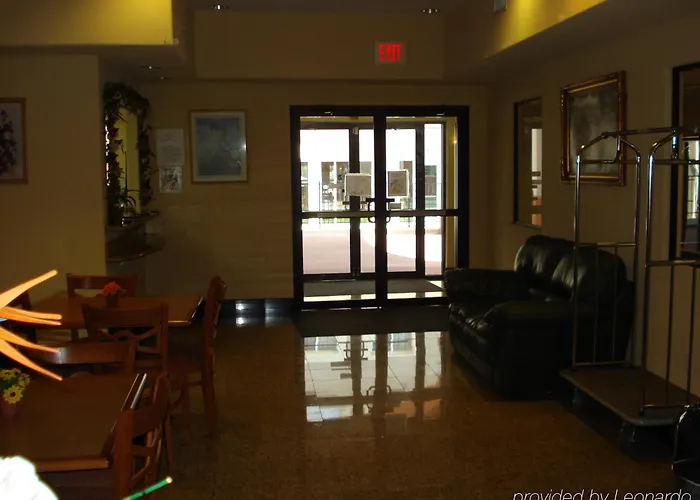 Inn Quality Near Hood